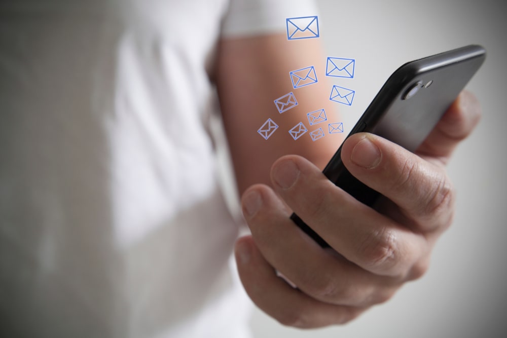 Pourquoi opter pour le SMS enrichi